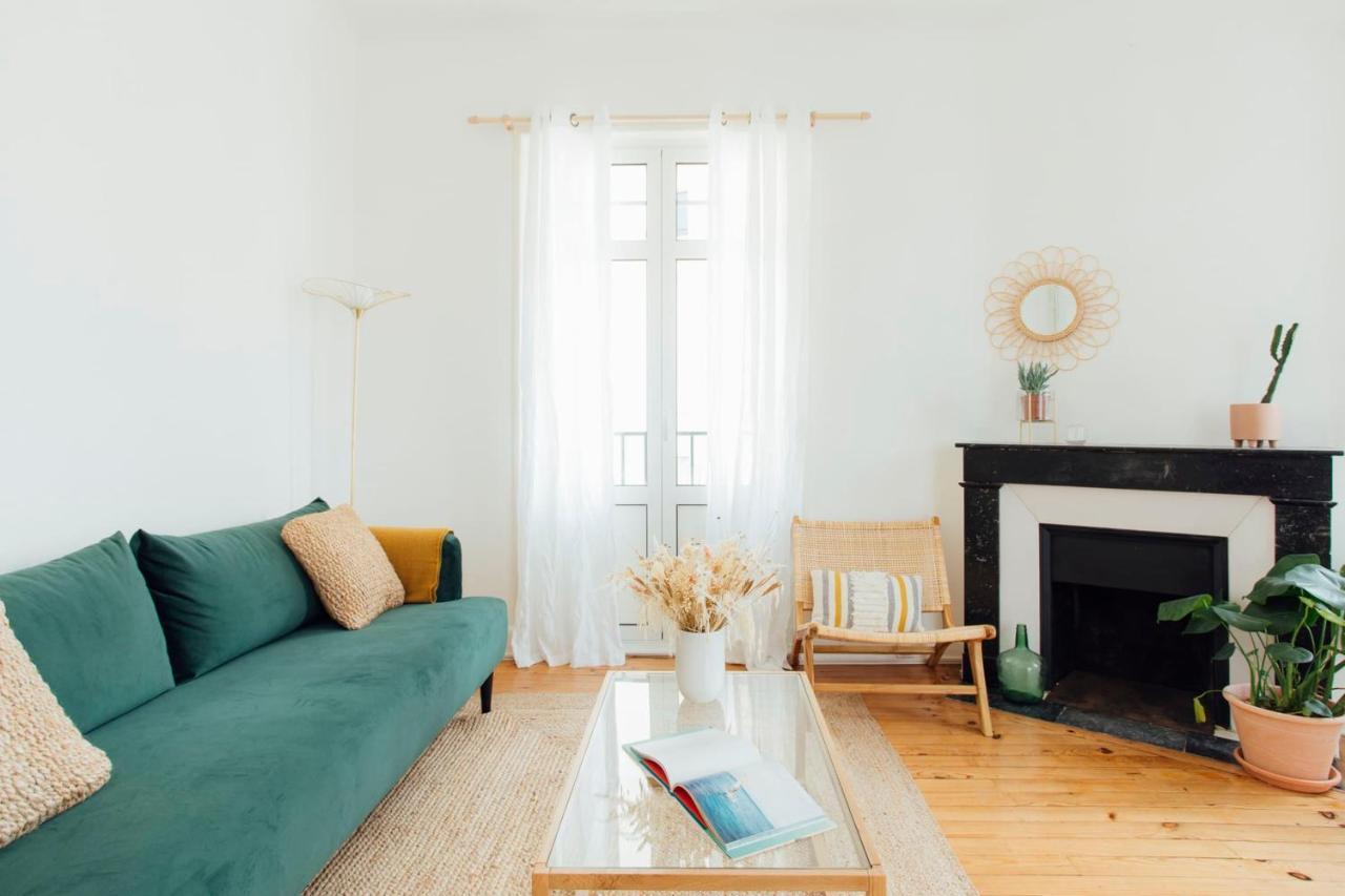 Coachella Vintage Chic In The Heart Of St Charles Biarritz Apartment Exterior photo