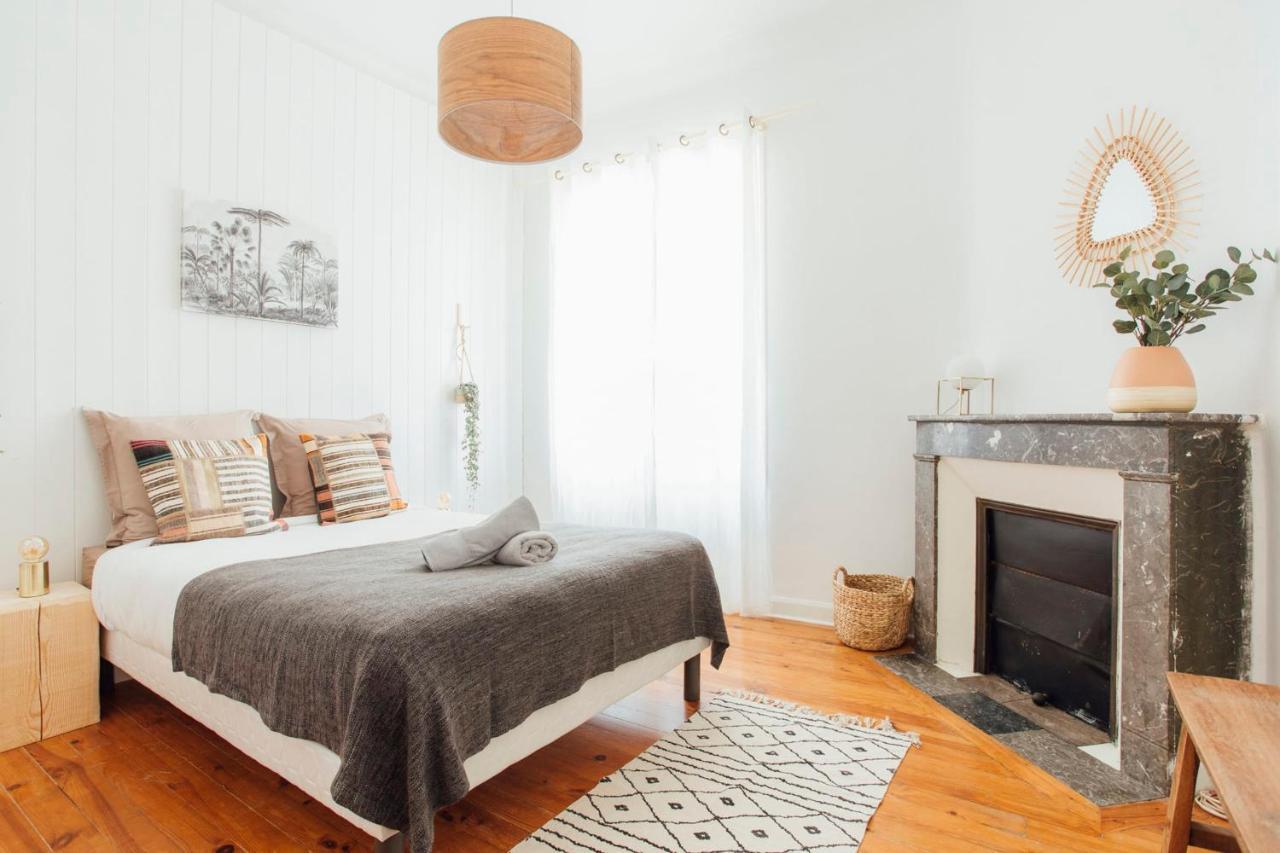 Coachella Vintage Chic In The Heart Of St Charles Biarritz Apartment Exterior photo